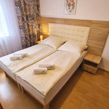 Stokrotka Natura Tour קרפאז'